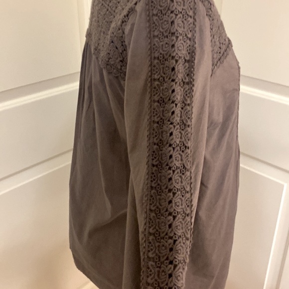 Boden 3/4 Length Sleeve Embroidered Top Gray Size 10. - Picture 4 of 7
